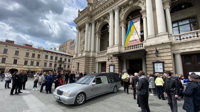 У Львові попрощалися із диригентом Михайлом Дутчаком (ФОТО)