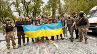 На Харківщину відправили чергову партію засобів індивідуального захисту для українських військових