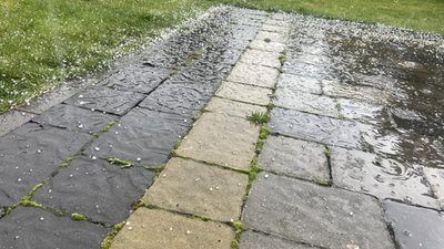 На Львівщині очікують град