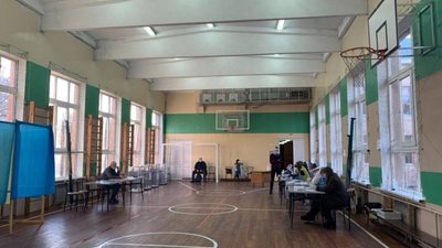 Вибори на Львівщині наразі проходять доволі неактивно (ФОТОРЕПОРТАЖ)