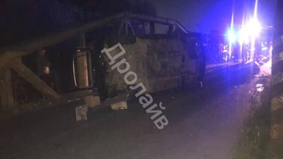 На Львівщині перекинувся автомобіль (ФОТО)