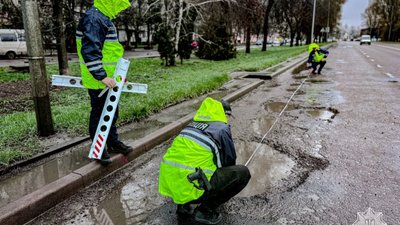 На Львівщині триває обстеження та перевірка готовності доріг до літа