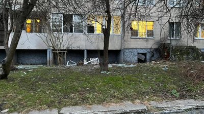 У Львові від ракетної атака постраждала школа