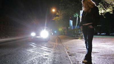 На Львівщині через байдужість батьків і чиновників неповнолітню використовують для сексуальних утіх