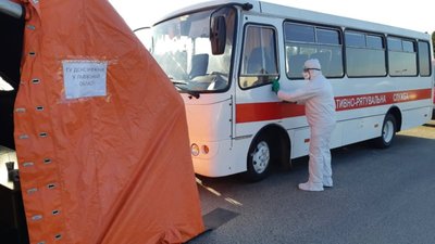 У пунктах пропуску на Львівщині, для надання допомоги українцям задіяли рятувальників (ФОТО)