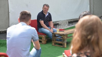 Залишайтеся собою та гордіться тим, що ви – українці, - Олег Синютка під час зустрічі з молоддю