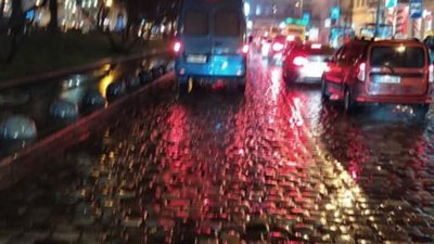 У Львові повністю зупинився рух транспорту (ФОТОРЕПОРТАЖ)