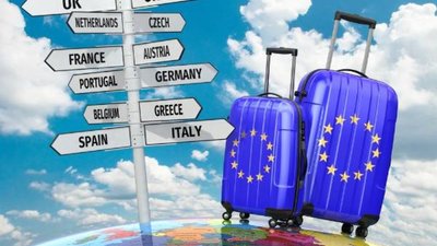Півроку безвізу: понад 350 тисяч українців відвідали Європу