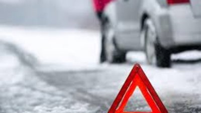 На Львівщині не розминулись два автомобілі
