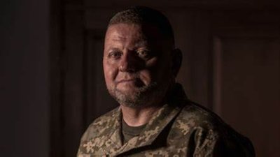 Зеленський звільнив Залужного, - ЗМІ