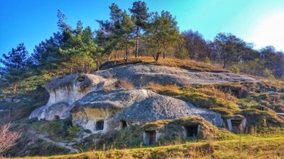 На Львівщині розслідують обставини пошкодження археологічної пам’ятки