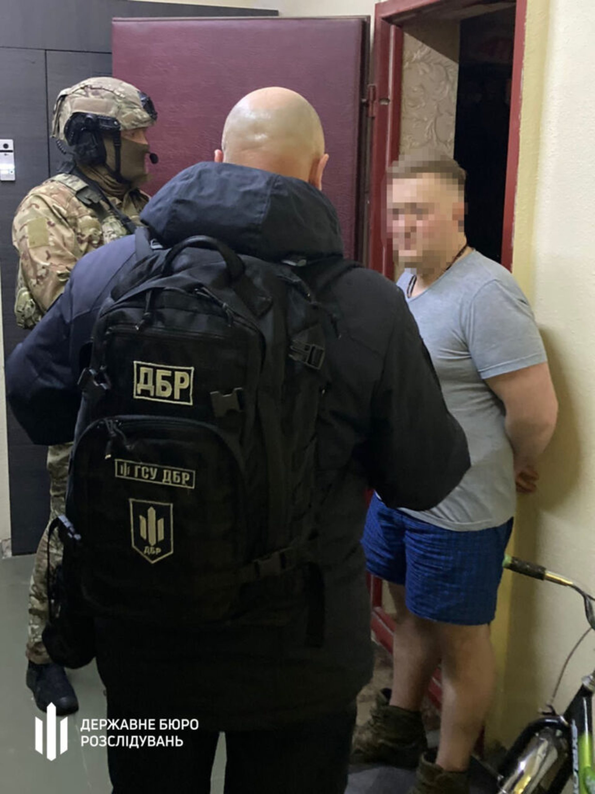ДБР затримало підприємців, які продавали військовим яйця по 17 гривень