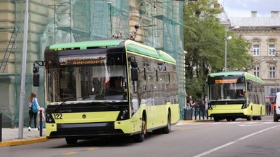 У Львові під час канікул проїзд в електротранспорті для учнів залишається безоплатним
