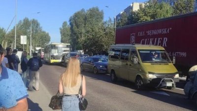 У Львові у спальному районі утворились затори