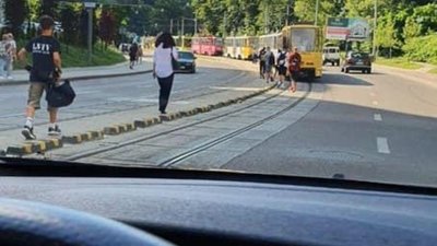 У Львові на Стуса не курсують трамваї (ФОТО)