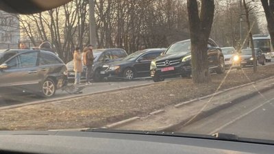 У Львові не розминулись автомобілі