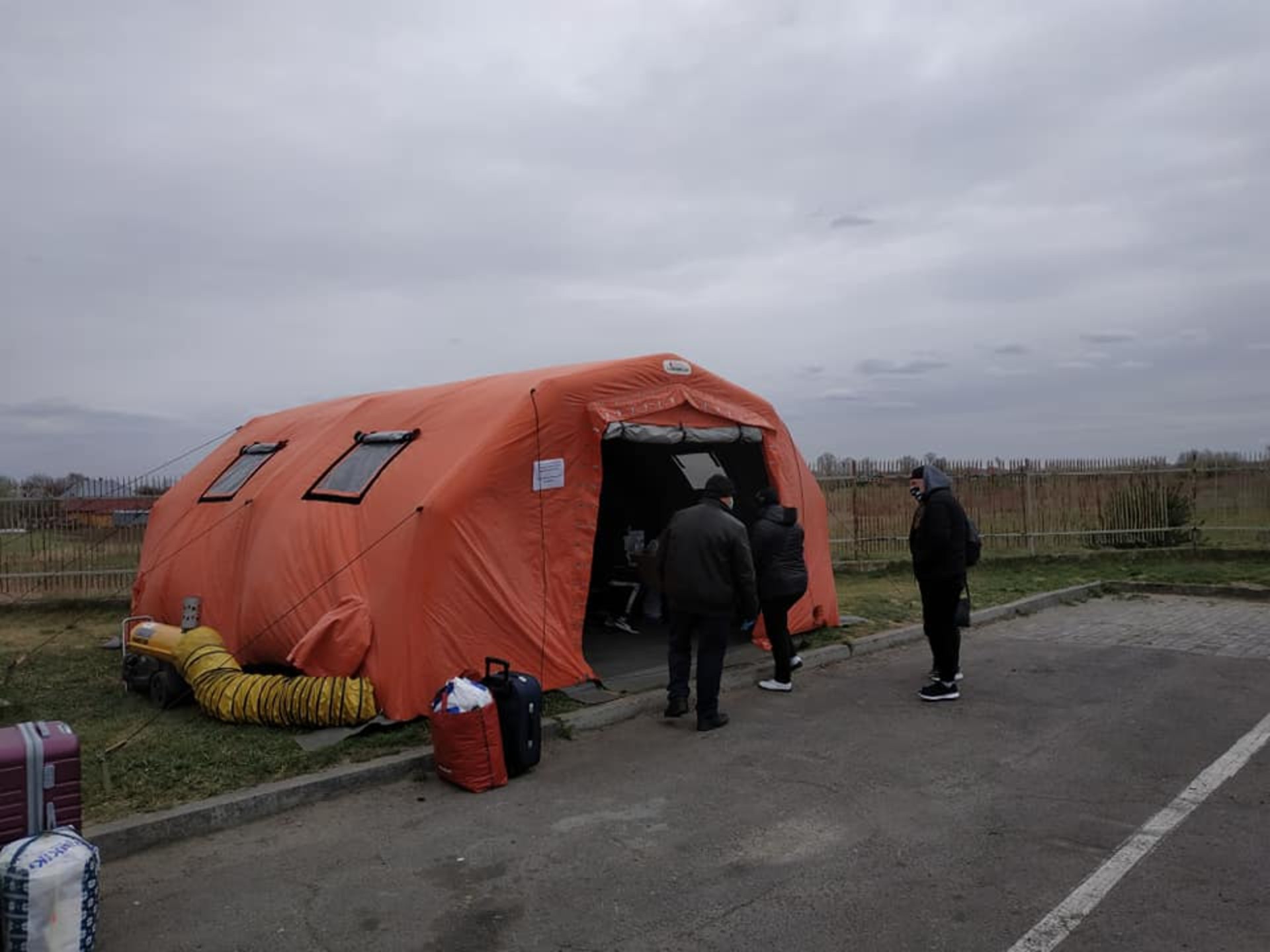 Як виглядає пункт пропуску "Краківець - Корчова" на кордоні з Польщею. Фото: Яворівська РДА.