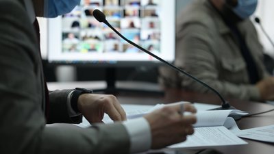 На Закарпатті працював шахрайський Call-центру зі штатом понад пів сотні працівників (ВІДЕО)