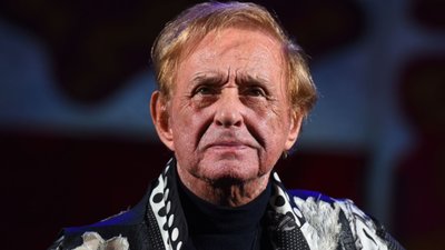 Режисер Роман Віктюк помер після зараження коронавірусом