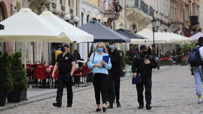 Контролери Садового другий день підряд на вихідних у Львові не побачили переповнених маршруток