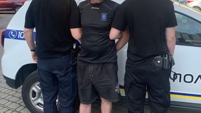 У Львові 42-річний чоловік погрожував підірвати будинок на вулиці Стрийській