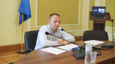 У середовищі Львівської облради ніхто не говорить про підтримку війська та реформування комунальних закладів, - Филипів