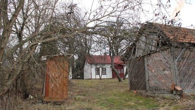 Біля Львова занепадає музей Коновальця