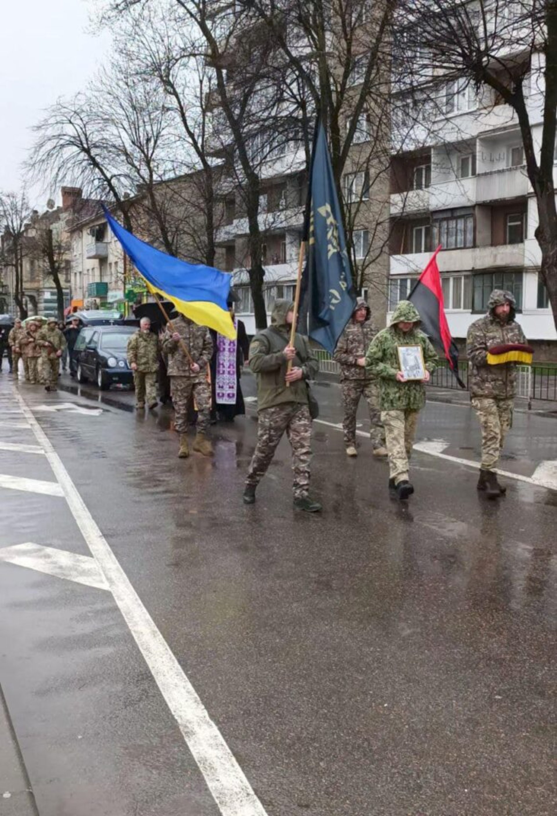 Львівщина провела в останню путь захисника України