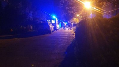 У Львові чоловік бігав на даху будинку