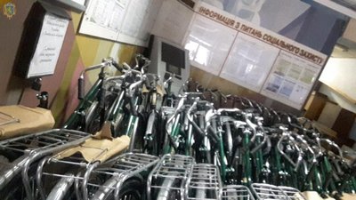Для соціальних працівників Львівщини закупили велосипеди