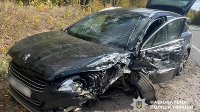 На Львівщині автомобілі перетворились на кусок металу