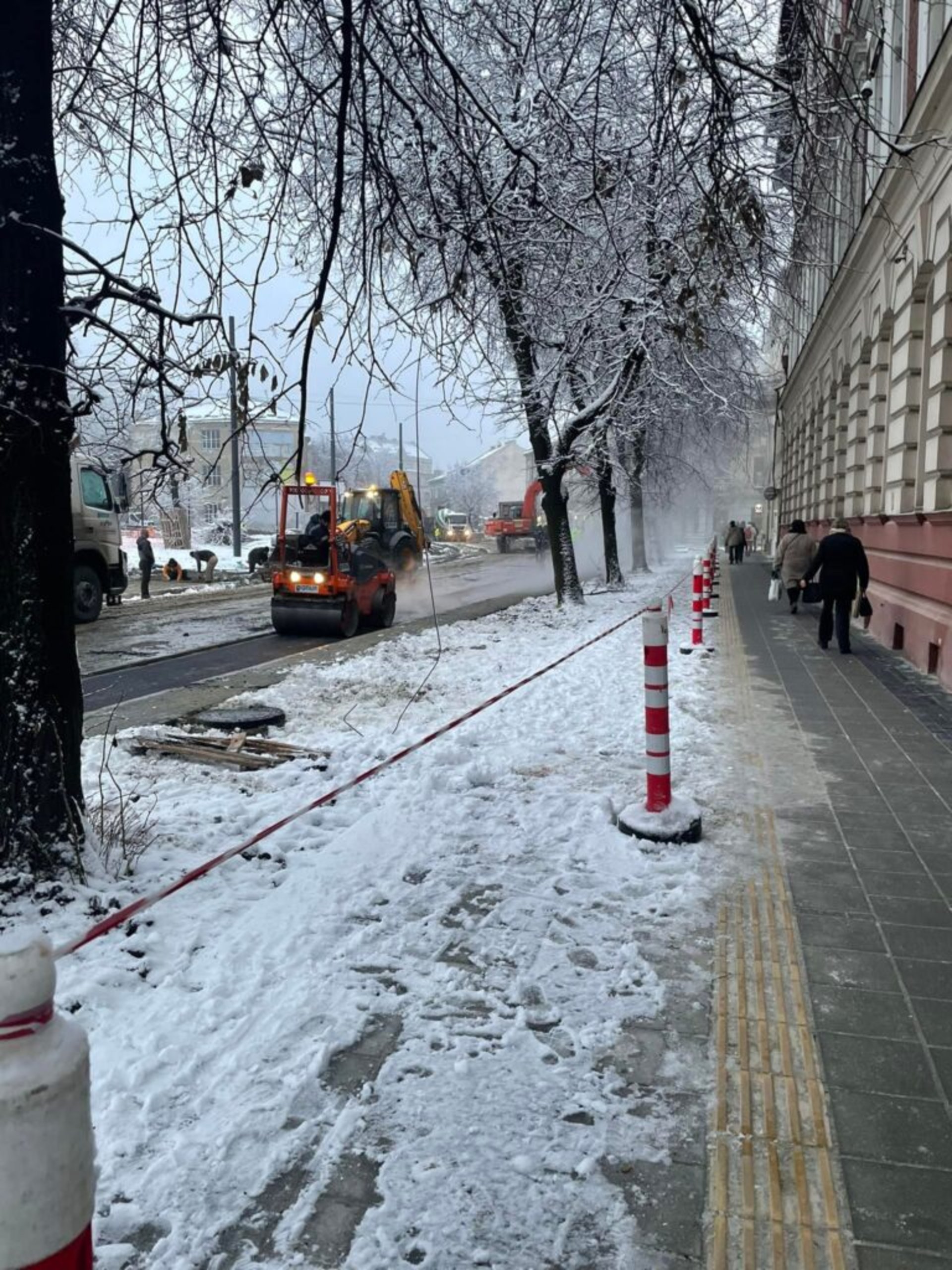 У Львові триває ремонт вулиці Степана Бандери, фото ЛАВ