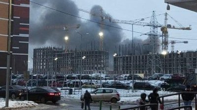 Біля Москви горів торговий центр (ВІДЕО)
