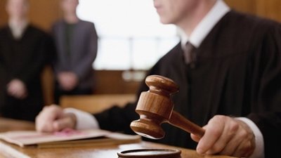 Суд покарав штрафом двох банкірш, за привласнення 4 млн грн.