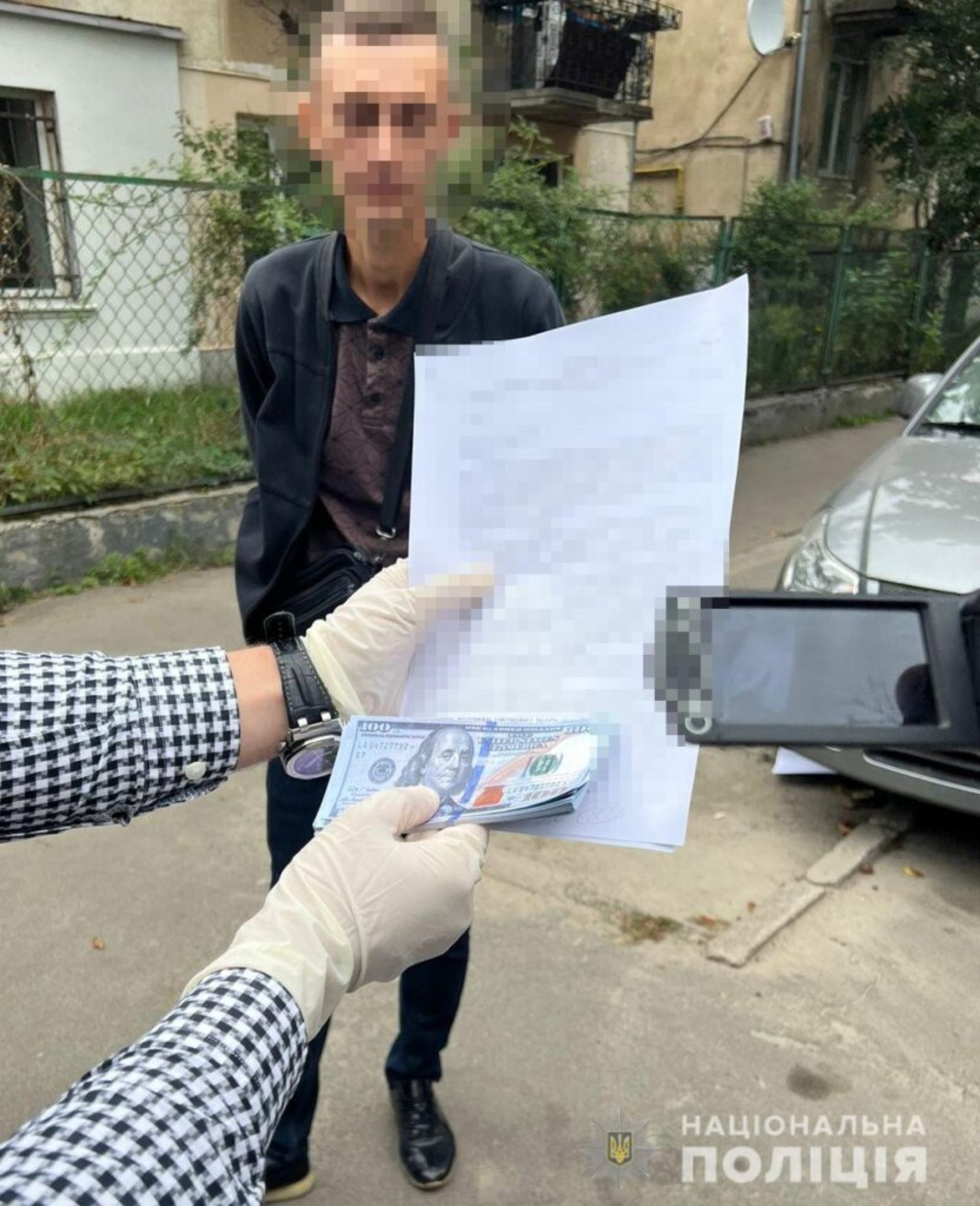 На Львівщині затримали організатора незаконного каналу переправлення осіб через кордон