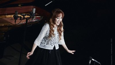Французька співачка Серін де Лабо приїде до Львова з новою концертною програмою "Bouquet of Songs"