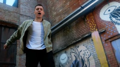 "Вставай": YAKTAK випускає мотивуючий трек, для всіх, хто прагне досягнути своїх цілей
