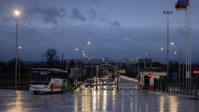 На Львівщині прикордонники оформили понад 75 тисяч громадян
