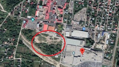 Садовий створив фірму і віддав їй 5 га землі