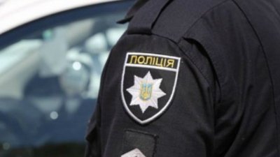 У Львові жінка подякувала патрульним за регулювання руху на перехресті (ВІДЕО)