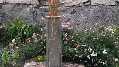 На Львівщині вандали осквернили каплицю XVII ст. (ФОТО)
