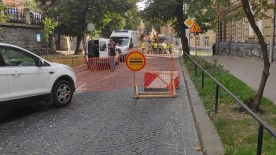 У Львові перекрили проїзд на вулиці Лисенка (ФОТО)