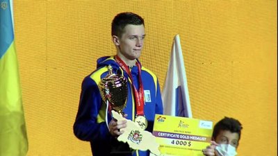 Львівський боксер Олег Гічва став чемпіоном Європи (ФОТО)
