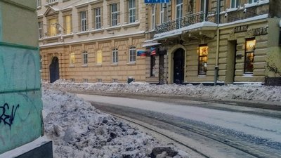 У Львові прибирають сніг, але результату нема, - соцмережі