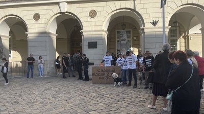 У Львові другий день пікетують Садового (ВІДЕО)