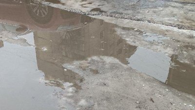 У Львові мешканці спального району потерпають від жахливої дороги (ФОТО)