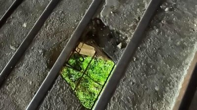 У Львові міст над колією несе небезпеку для пішоходів (ФОТО)