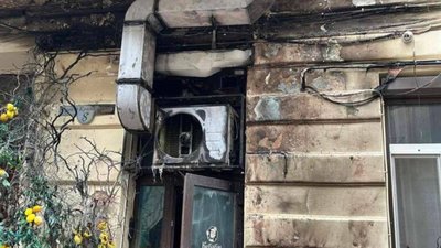У центрі Львова горів кондиціонер (ФОТО, ВІДЕО)