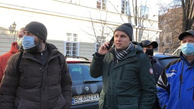 Андрій Білий пропонує львів’янам залишати автомобіль вдома