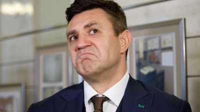 Коля в теробороні Праги: у мережі обурені виїздом Тищенка за кордон